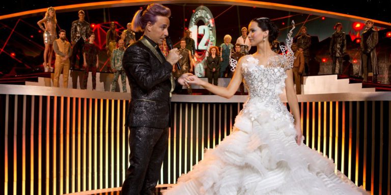 Hunger Games Cosplayer Recreates Katniss Everdeen’s Wedding Dress To Celebrate Prequel’s Release